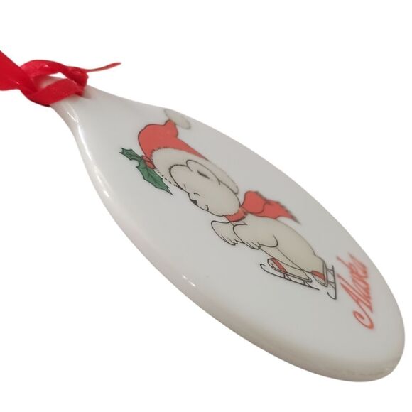 Vintage ALASKA Ceramic Ornament Christmas Porcelain Ice Skating Bear Round 90s. - Picture 4 of 13